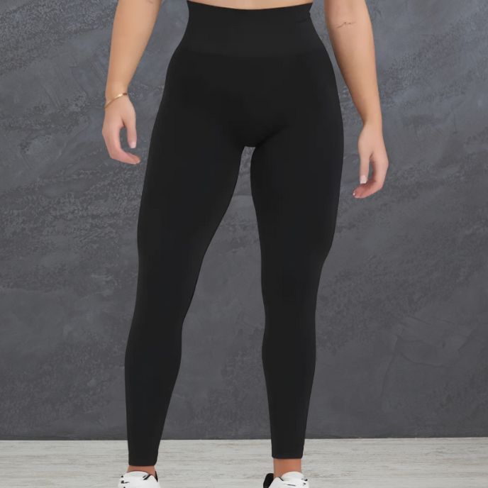 femme porte legging femme sport noir powermove