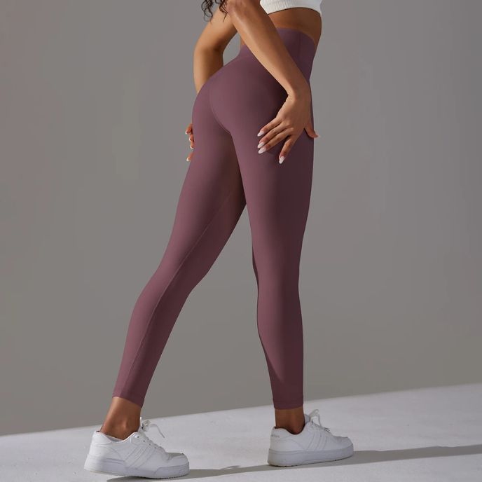 femme porte legging rouge merlot