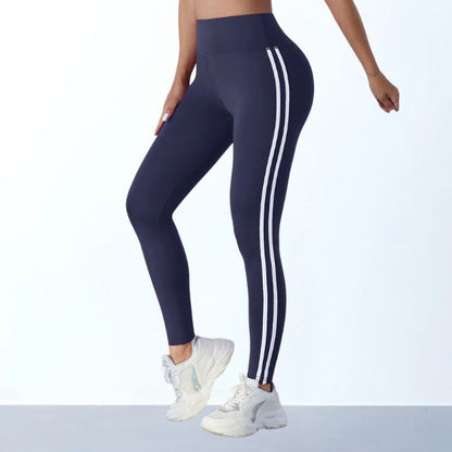 femme porte legging sport gainant bleu