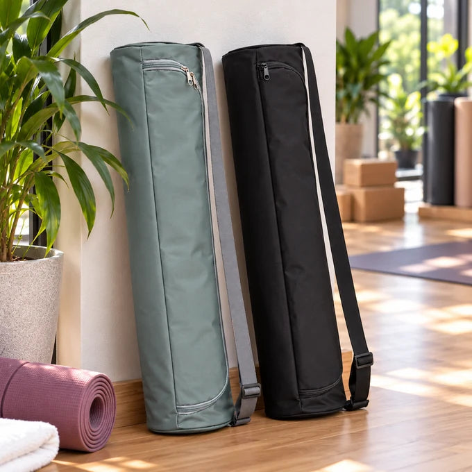 deux sac yoga poséscontre mutr un noir et un gris